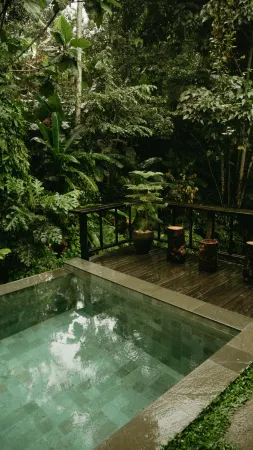 Private Serenity Living at Karang Dukuh, Payangan, Ubud Отели рядом с достопримечательностью «Pura Pusering Jagat»