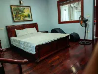 HEYI HOTEL Hotels in Tu Son