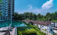 Majestic Sanctuary Homestay Netflix / 2 Carpark Hotels in Tupai