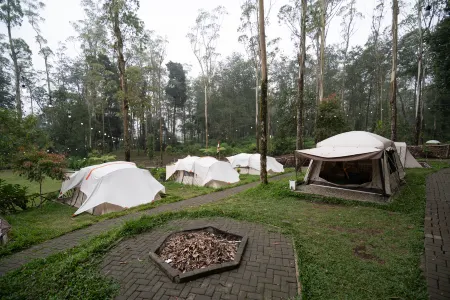 Kuleum Camp And Cabin By ARBA