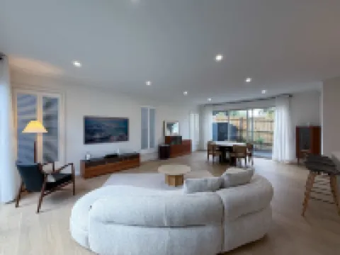 Prestige 4-Bed Luxury Home in Ashburton