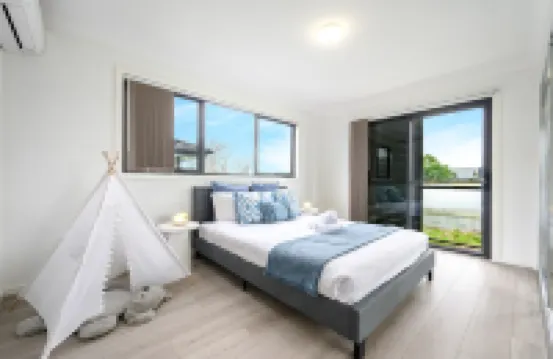 Lovely 4BR Austral Retreat Close to Station For 10 Guests