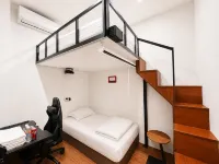 Bugis Social, Stay from 8PM to 9AM - New