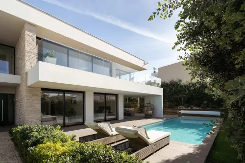 Modern Villa with Private Pool in Praia D’El Rey - 5-Star