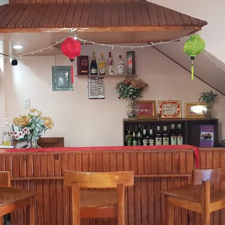 Queenslander Hotel and Restaurant