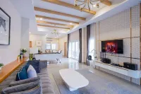 Beverly Hills Pool Villa Hotels in Bang Lamung