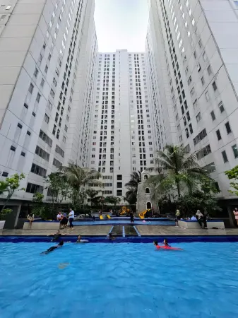 Bassura City by Emily in Town