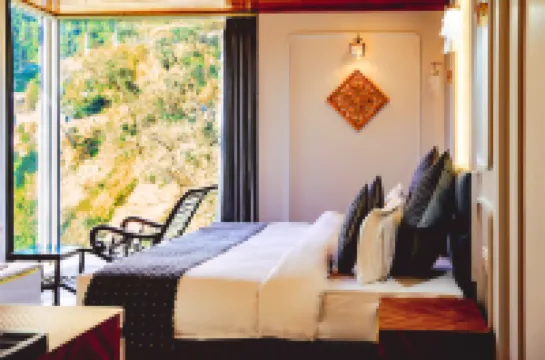 Sunoraa Luxury Hotel And Spa Hotels in 