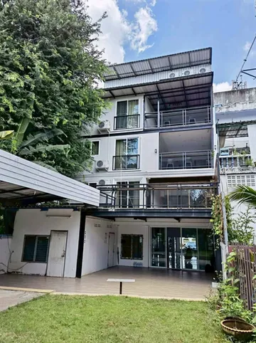 รูปภาพของปิง ราตี ริเวอร์ไซด์ โฮสเทล