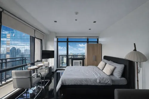 Executive Studio w/ Sunset View – Makati CBD - เปิดใหม่