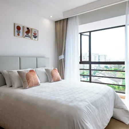 Nairobi Serviced Apartment; 1 Bedroom with Gym, Heated Pool & City View