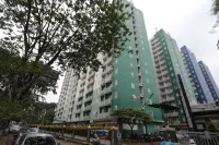 Aurora Room at Apartment Centerpoint Bekasi Hotéis em 
