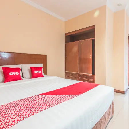 OYO 94759 Hotel Taman Cibinong
