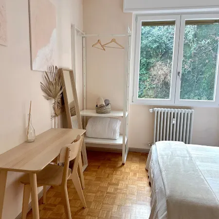 Como lake view/ktcn/AC/WiFI/free Parking