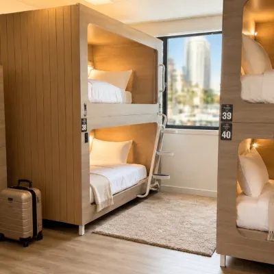 Paradise Pods 카빌 몰 주변 호텔