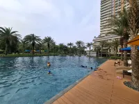 Jakarta 1 room gold coast seaview pik