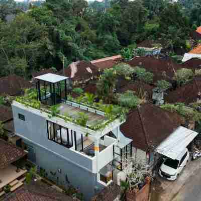 Villa Wedari by BaliSuperHost Hotel Exterior