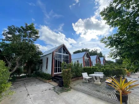 Oh taley resort Отели рядом с достопримечательностью «Mae Ram Phueng Beach»