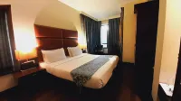 Metropole Hotels in Kolkata