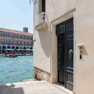 Ca' Dadda Venice Hotel Exterior