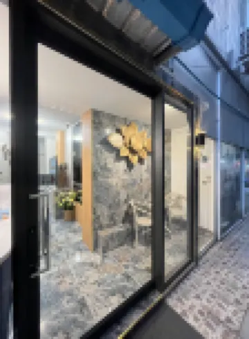 الي هاوس باتونج