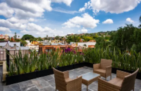 3 BR. House with Private Heated Pool near Rosewood