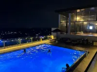 Azure Luxury Appartment - شاطئ