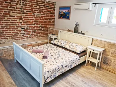 Crobeauty Villa Hotels in 
