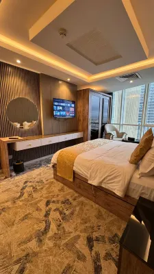 Lambert Hotel - Homestays