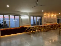 Hotel Cedar Wave - parking