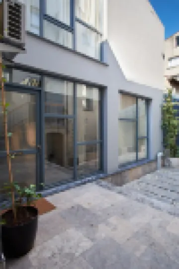 Modern Furnished Historical Building Hotel a 