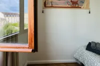 Cozy flat near 250m to Pompidou Hotels in Paris