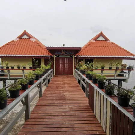 Aowlay homestay