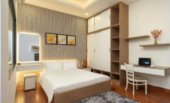 Seaside 5BR Villa, 100m to Beach, Private Pool & BBQ