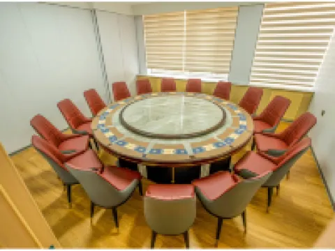 Sanfu Hotel ウランバートルのホテル