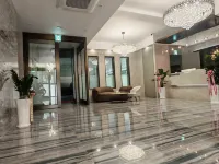 HANABI HOTEL Hotels near Surisa Temple