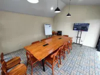 Luma Senja Villa & Cabin Hotel a Sukamakmur