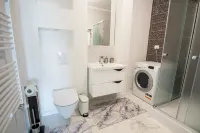 Sea Rose Apartment Constanta Hotels near Casa Damadian