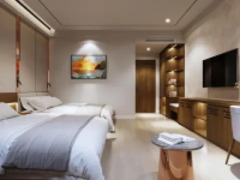 Royal Hotel Hotels in Mong Cai