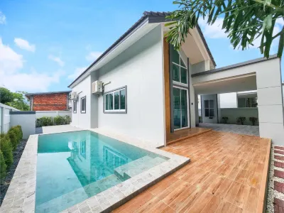 Serene poolvilla Hatyai Hotels in Thung Yai