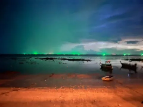 บ้าน สโลว์ไลฟ์โฮมสเตย์ หลังเขา เกาะลิบง โรงแรมในเกาะลิบง