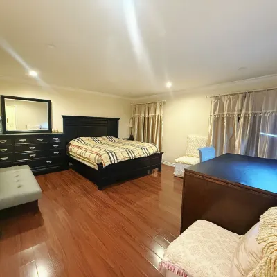Monterey Park Master Suite | Private Bath | Free Parking Hotel berhampiran Monterey Park Historical Museum