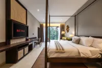 The Clifton Villas Ubud - Infinity Pools