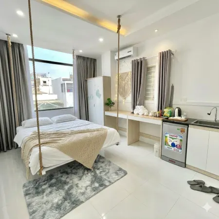 1001 Stars Hotel Отели рядом с достопримечательностью «Куан-Бинь-Тхань»
