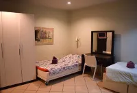 Private Pool Villa - 3BR Multi-Family in Mae Phim - Sleeps 8 - Villas