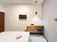 Urbanview Syariah Jackson Living near Stasiun Malang