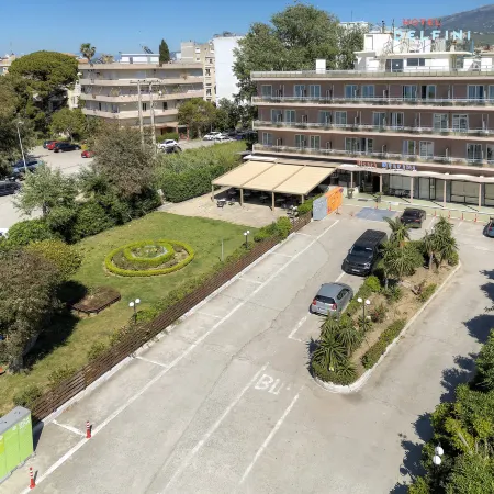 Hotel Delfini Patras