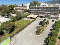 Hotel Delfini Patras