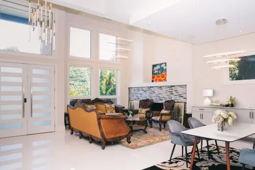 Luxury 2-Bed Suite /Private Bath/Near YVR/Free Parking - 3성급