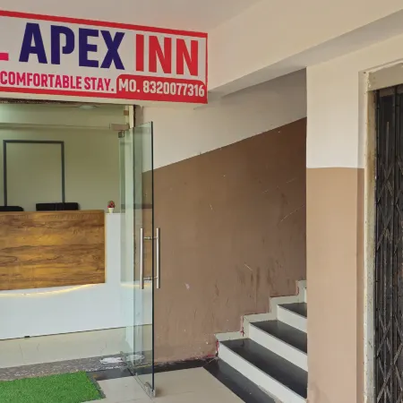 HOTEL APEX INN
